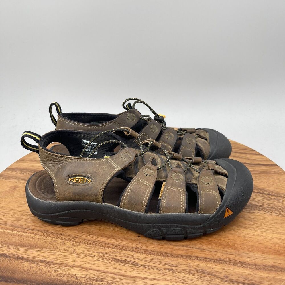 Keen Newport Sandals Mens Size 9.5 Brown Leather Outdoor Trail Hiking Outdoor
